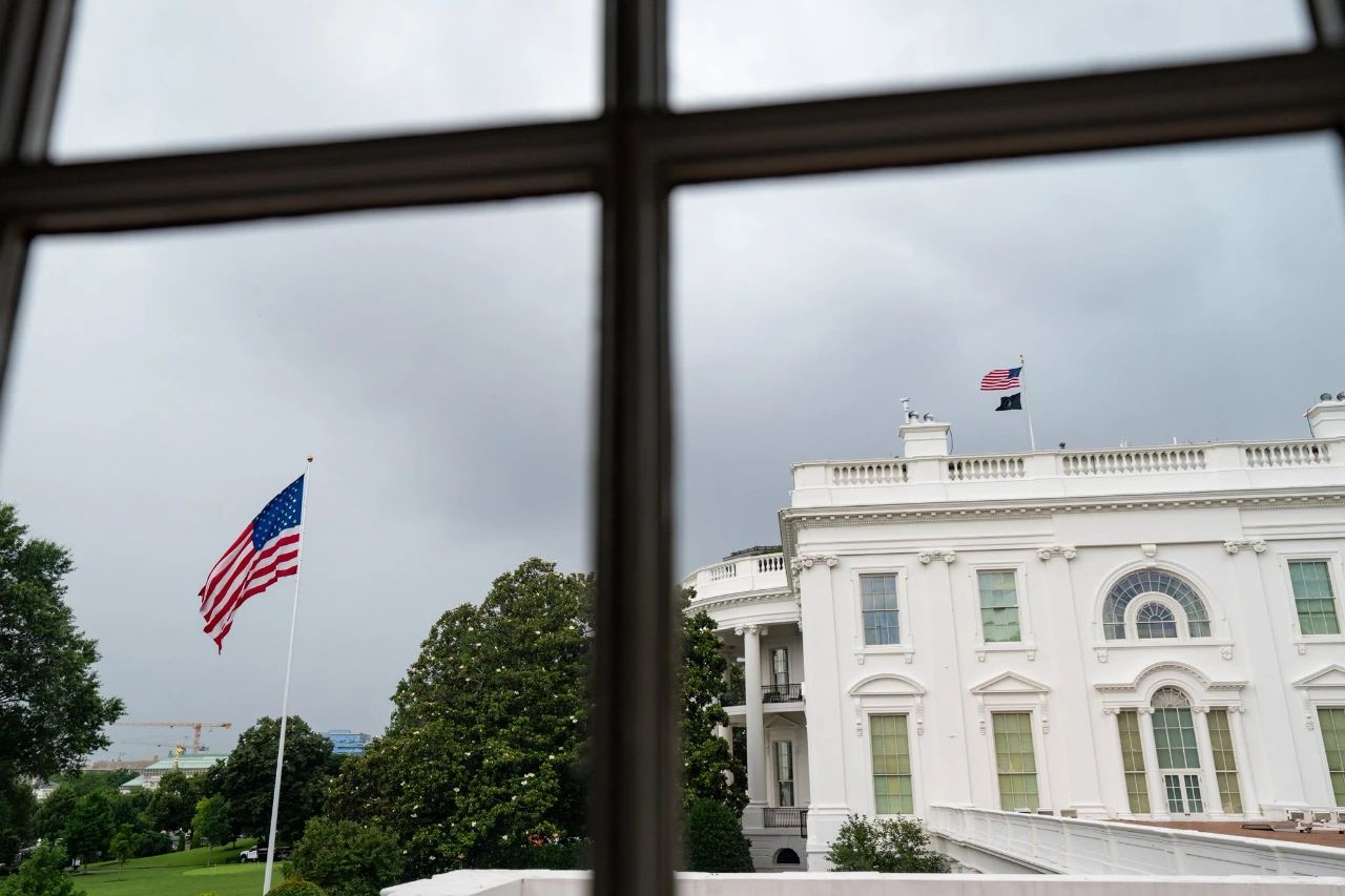 雷根像取代华盛顿川普改变椭圆办公室布置| 100天新政| 川普2.0 | 世界新闻网, image size:1280x853